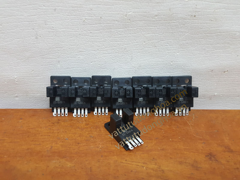 Cảm Biến Quang chữ U Omron EE-SX674